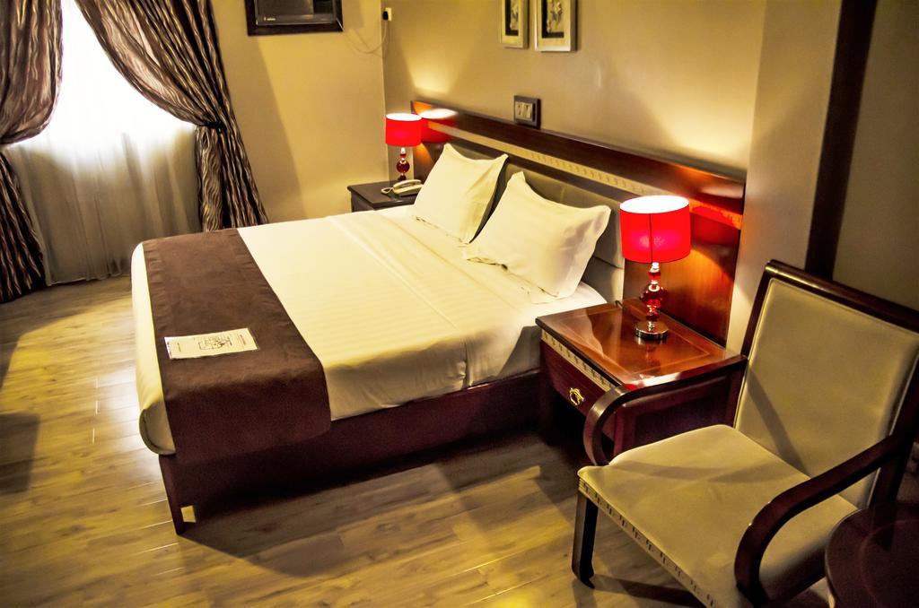 Hotel Rosebud Abuja Exteriör bild