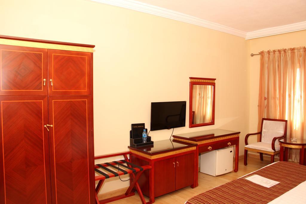 Hotel Rosebud Abuja Exteriör bild