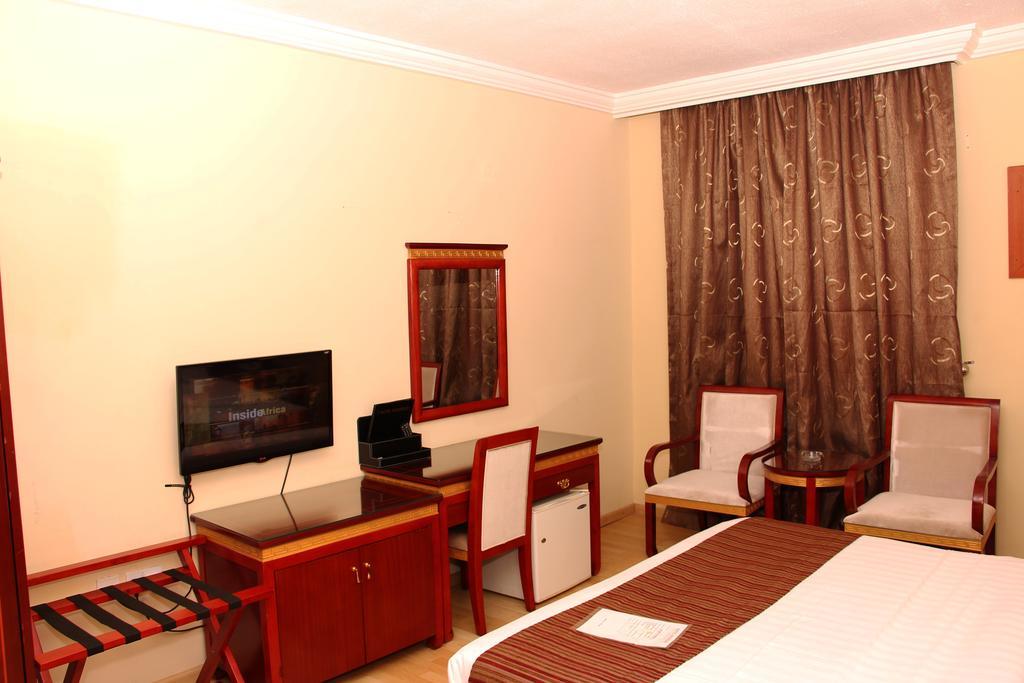 Hotel Rosebud Abuja Exteriör bild